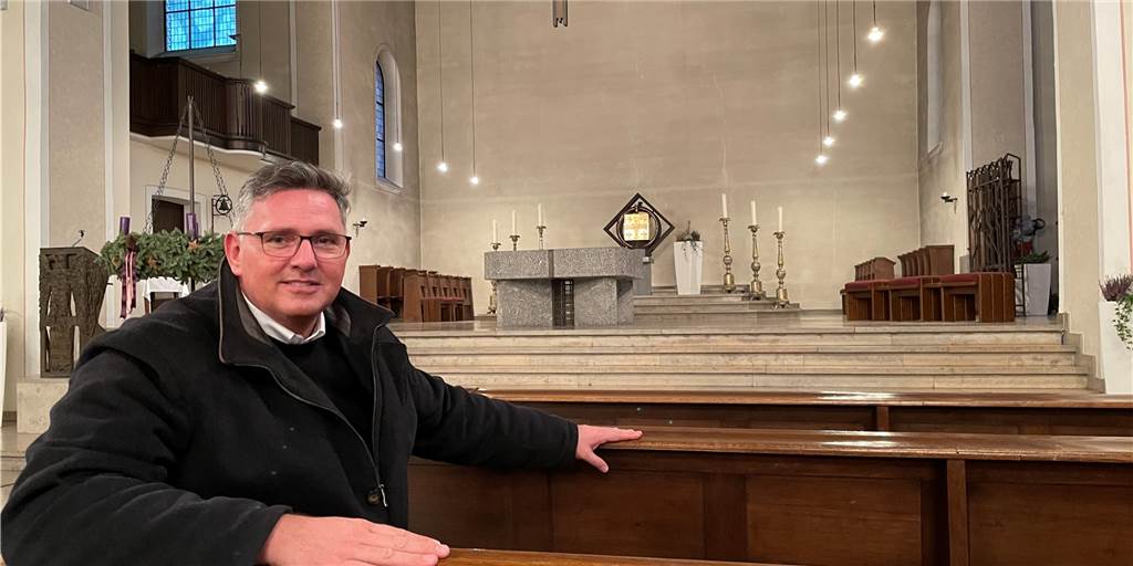 Das letzte Weihnachten in Dorstens Stadtkirche vor der Renovierung Pfarrer Dr. Stephan Rüdiger freut sich auf die Sanierung.
