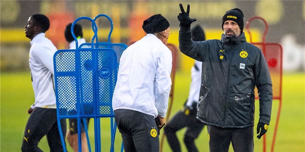 09 Thesen zur BVB-Hinrunde: Rose als Mangelverwalter - viele Schwachstellen im Kader 09 Thesen zur BVB-Hinrunde: Rose als Mangelverwalter - viele Schwachstellen im Kader