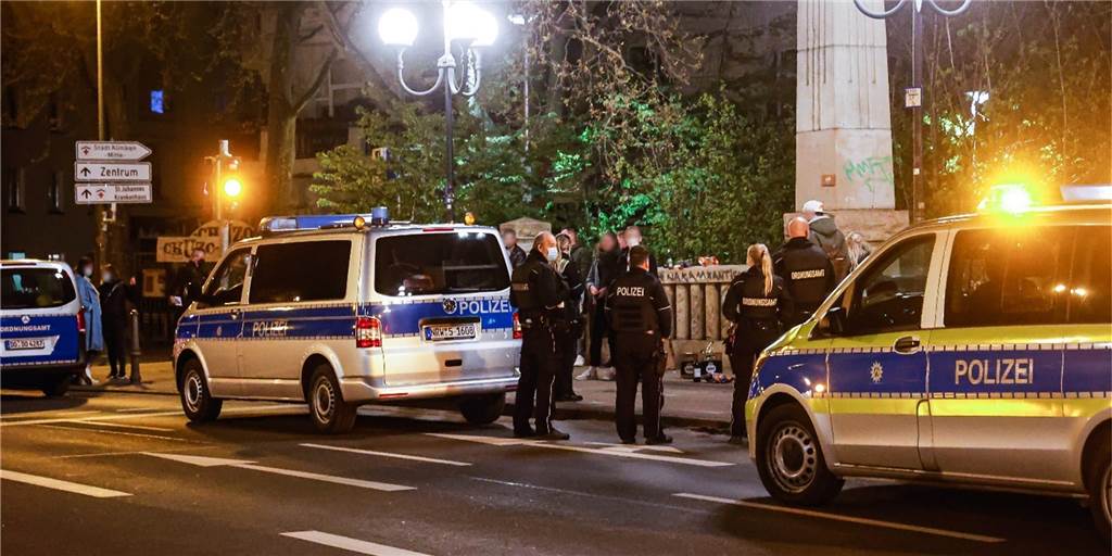 Westpark und Möllerbrücke: Manche Straftaten gab‘s 2021 deutlich seltener Polizei und Ordnungsamt an der Möllerbrücke Dortmund