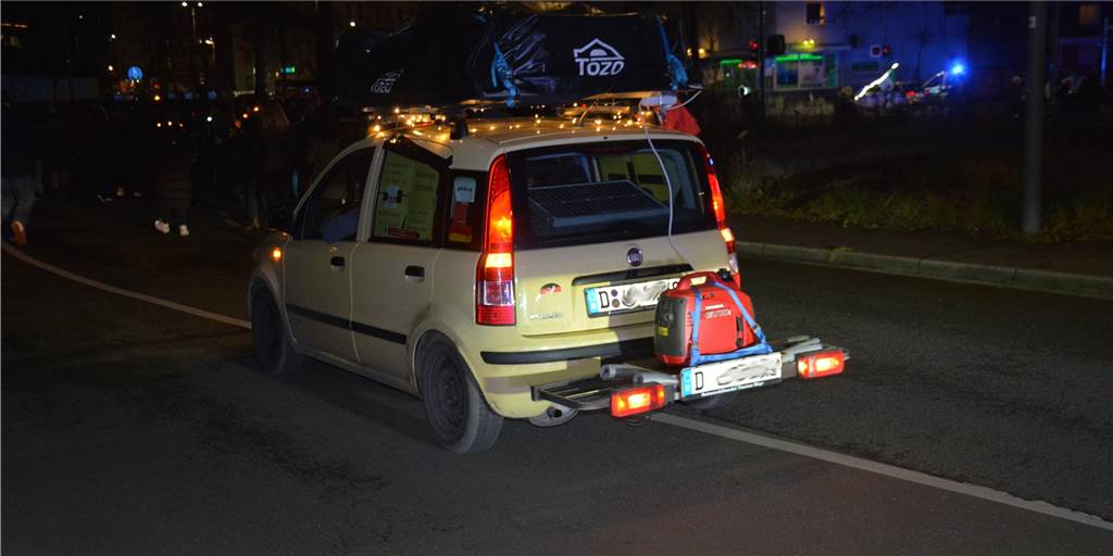 Querdenker planen weitere Versammlungen in Dorsten Die Teilnehmerinnen und Teilnehmer der Querdenker-Demos kommen aus allen möglichen Städten nach Dorsten.