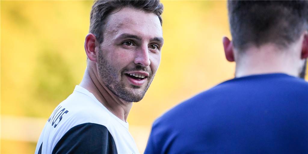 Holzwickede-Neuzugang Patrick Fischer überspringt vier Ligen: „Will natürlich in den Kader“ Patrick Fischer wird den BV Lünen im Winter verlassen und sich dem Holzwickeder SC anschließen.