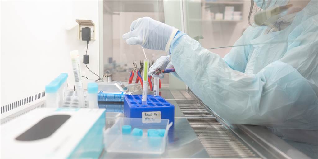 PCR-Tests für die Reise: Labore haben viel zu tun und brauchen Zeit PCR-Tests für die Reise: Labore haben viel zu tun und brauchen Zeit