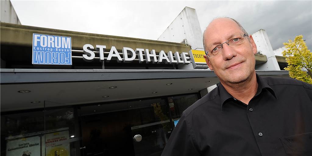 Forum GmbH schreibt auch 2021 wieder Millionen-Verlust Peter Breuer ist Geschäftsführer der Forum GmbH. Er muss auch für 2021 die Stadt wieder für eine Verlustabdeckung angehen.