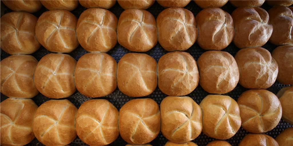 Weihnachten 2021: Öffnungszeiten der Lüner Bäckereien an den Festtagen An Heiligabend gibt es in den meisten Bäckerei-Filialen Lünens frische Brötchen.