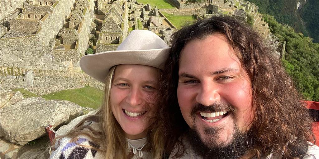 Abenteuer in der ganzen Welt und doch Heimweh nach dem Münsterland Christina Schön und Recep Tutka reisen seit März 2021 um die Welt. Eines der Highlights bislang war der Besuch des Machu Picchu in Peru.