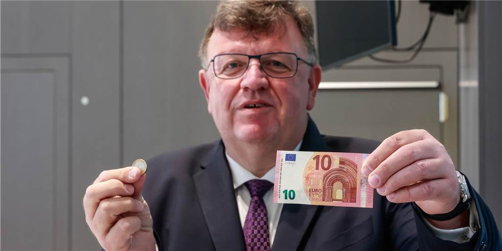 20 Jahre Euro – aber Dortmunder tauschten 2021 noch Millionen D-Mark um 20 Jahre Euro – aber Dortmunder tauschten 2021 noch Millionen D-Mark um