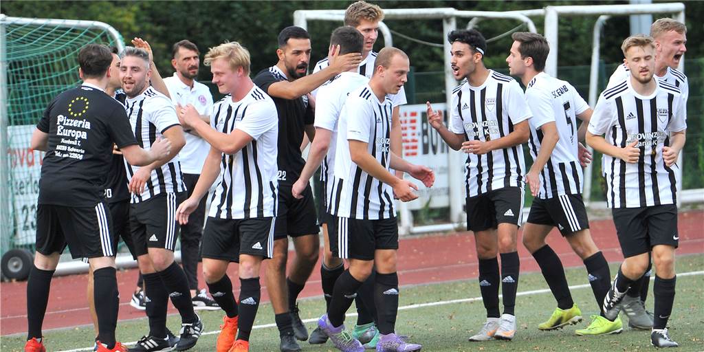 26 Spieler waren für den SC Hennen am Ball - aber keiner von ihnen in allen 14 Spielen 26 Spieler waren für den SC Hennen am Ball - aber keiner von ihnen in allen 14 Spielen