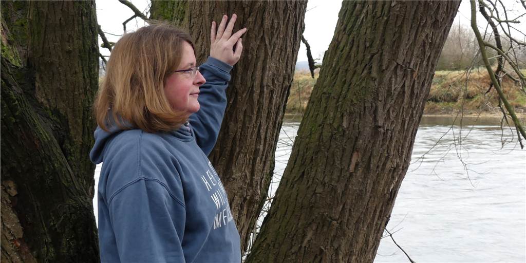 Schwerterin (45) hat Long Covid: „Ich hoffe jeden Tag, dass es besser wird“ Tanja Schreiner (45) genießt den Blick auf die Ruhr in Schwerte. Vor einem Jahr erkrankte sie an Covid-19. Noch heute leidet sie unter Long Covid.