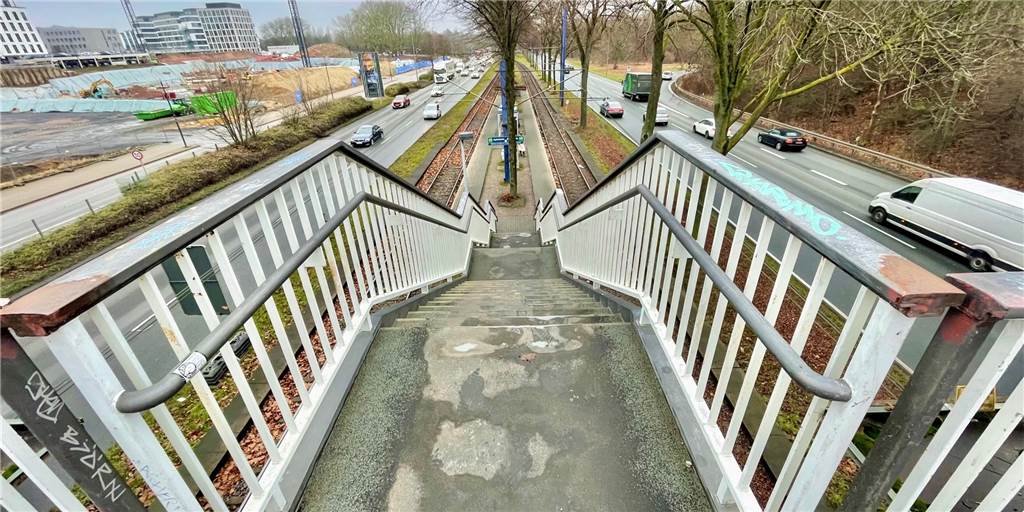 Stadtbahn-Haltestelle Stadtkrone Ost ist der Gegenpol zum Dortmunder Innovationsstandort Stadtbahn-Haltestelle Stadtkrone Ost ist der Gegenpol zum Dortmunder Innovationsstandort