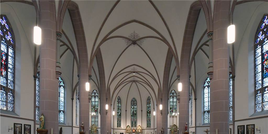 In Lüner Gottesdiensten gelten ab Sonntag (9.1.) unterschiedliche Regeln Ganz so leer wird die Herz-Jesu Kirche kommenden Sonntag nicht sein. Zugelassen zum Gottesdienst sind allerdings nur Genesene und Geimpfte.