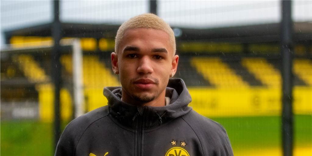 BVB-U23: Ein Ninja für die Offensive - das ist Neuzugang Justin Njinmah BVB-U23: Ein Ninja für die Offensive - das ist Neuzugang Justin Njinmah
