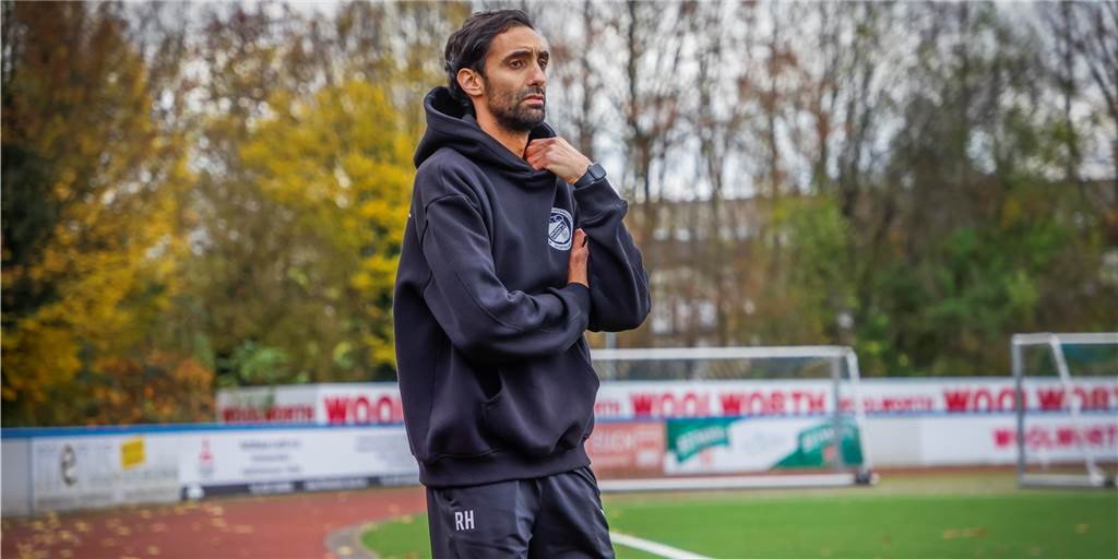 FC Brünninghausen holt Verstärkung: Spieler aus Castrop-Rauxel kommt, drei Stützen verlängern FC Brünninghausen holt Verstärkung: Spieler aus Castrop-Rauxel kommt, drei Stützen verlängern
