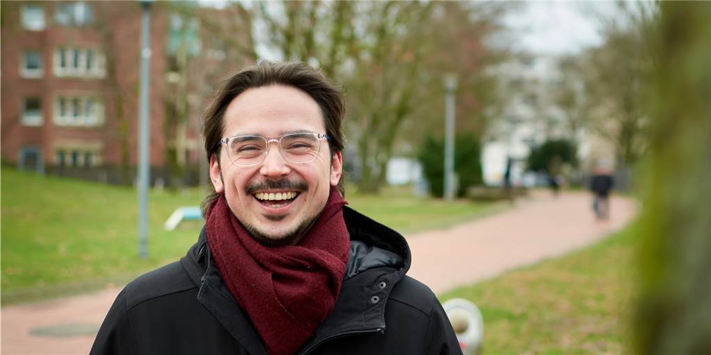 „Preis und Leistung stimmen": Tom Manzelmann ist in die Nordstadt gezogen Tom Manzelmann geht sehr gerne durch Parks. Der Leopoldpark (Foto) liegt sogar direkt neben seiner neuen Wohnung in der Dortmund Nordstadt – doch wenn er abends hier spazieren gehen will, ist es oft nicht mehr so witzig.