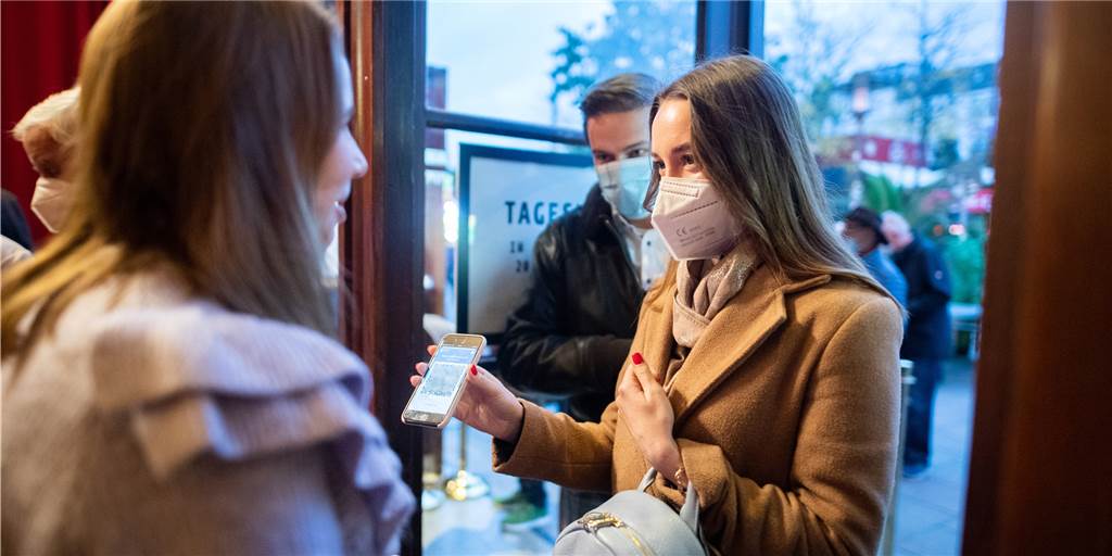 Restaurants können Ungeimpfte mit Attest abweisen – Was sonst noch für Atteste gilt Restaurants können Ungeimpfte mit Attest abweisen – Was sonst noch für Atteste gilt