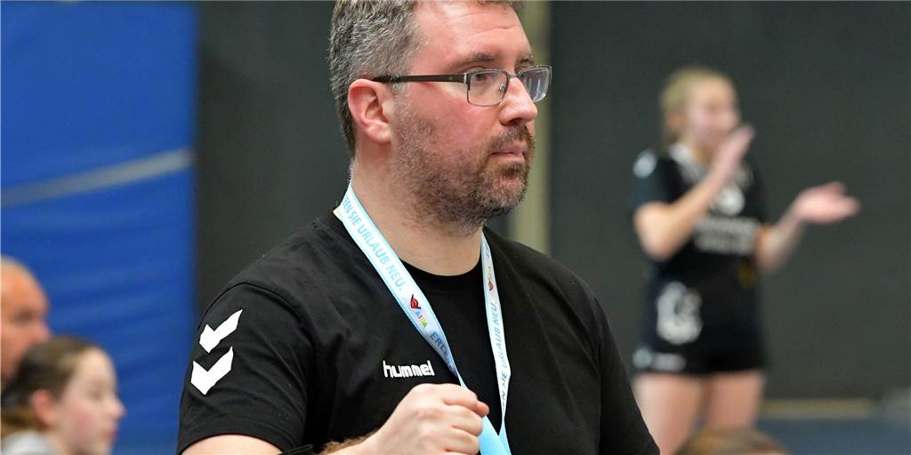 Oberliga-Saison der Handballerinnen wird fortgesetzt – Lüner SV hätte Unterbrechung bevorzugt LSV-Trainer Marcel Mai sieht auf die Handball-Teams noch einige Schwierigkeiten zukommen.