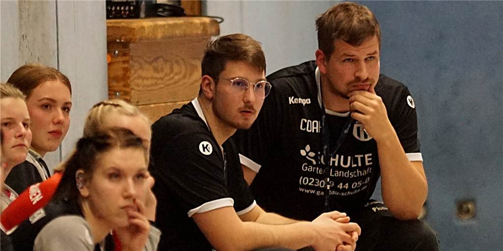 Kurios: Trainer muss gegen seinen Willen in die Corona-Pause - aber nur mit einem von zwei Teams Kurios: Trainer muss gegen seinen Willen in die Corona-Pause - aber nur mit einem von zwei Teams