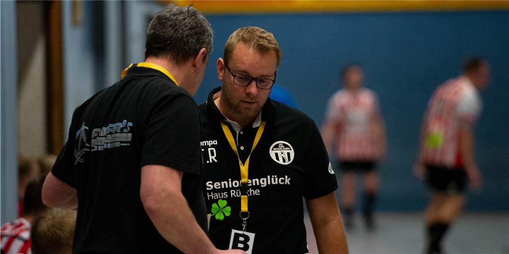 Pause oder Fortsetzung: Abstimmungen der Handballmannschaften könnten zu Problemen führen Pause oder Fortsetzung: Abstimmungen der Handballmannschaften könnten zu Problemen führen