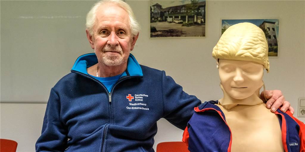 Rettungsassistent Ralf Farwick warnt: „Es gibt nicht genug Ersthelfer“ Rettungsassistent Ralf Farwick warnt: „Es gibt nicht genug Ersthelfer“