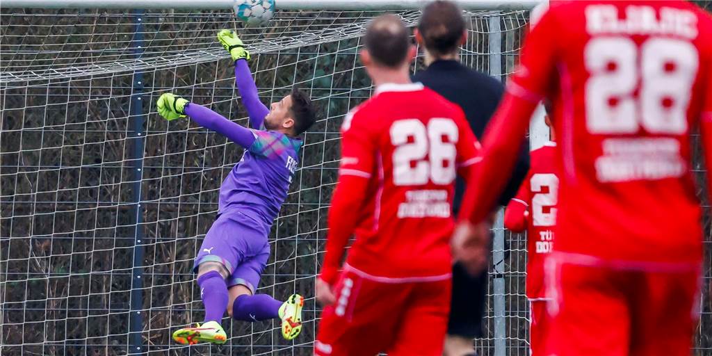 Re-Live: Traumtore bei Türkspor gegen FC Iserlohn - Akman trifft von der Mittellinie Re-Live: Traumtore bei Türkspor gegen FC Iserlohn - Akman trifft von der Mittellinie