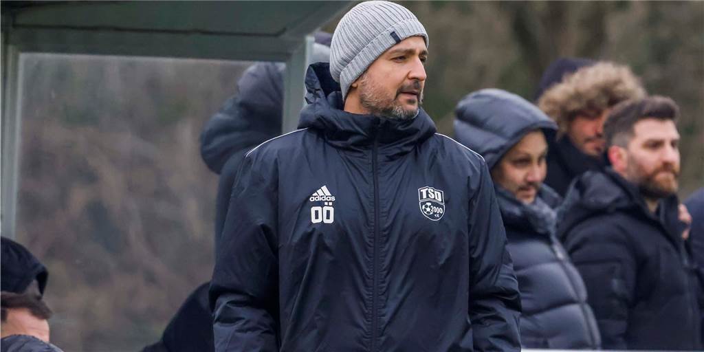 Türkspor Dortmund furios: So lief die Premiere für den neuen Türkspor-Trainer Orhan Özkara Türkspor Dortmund furios: So lief die Premiere für den neuen Türkspor-Trainer Orhan Özkara