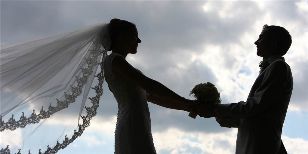 Brautpaare haben in Stadtlohn noch die Chance auf ein Schnapszahl-Datum Kurzentschlossene haben in Stadtlohn noch die Möglichkeit, an einem Schnapszahl-Datum zu heiraten (Symbolbild).