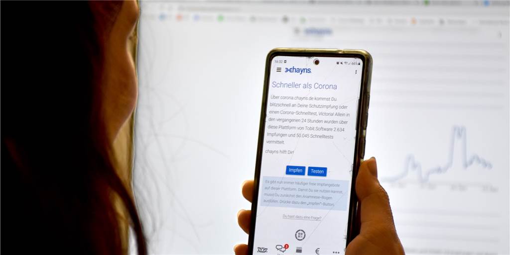 Landesbeauftragte für Datenschutz prüft Beschwerde zu kritisierter Chayns-Grafik Hunderttausendfach wird die Chayns-App seit Ausbruch der Corona-Pandemie genutzt. Jetzt gerät der Datenschutz ins Visier: Die NRW-Landesbeauftragte für Datenschutz und Informationsfreiheit prüft eine Beschwerde.