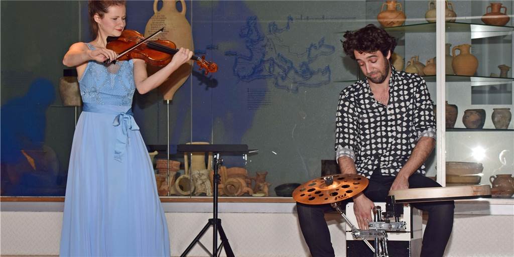 Liv Migdal und Matan Goldstein begeisterten Konzertpublikum im Halterner Römermuseum Liv Migdal und Matan Goldstein begeisterten Konzertpublikum im Halterner Römermuseum