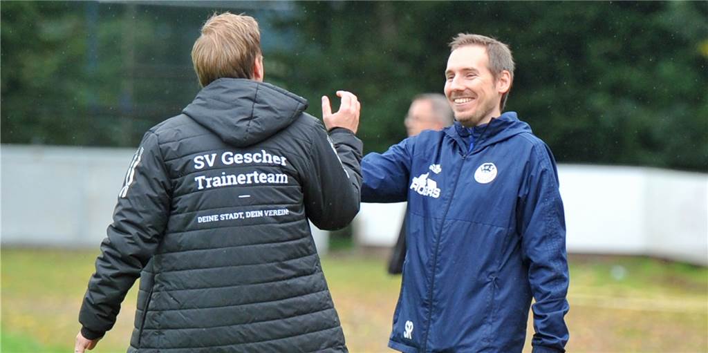 Große Übersicht: Die Trainer(wechsel) für die Saison 2022/23 Beim SuS Stadtlohn übergibt Stefan Rahsing (r.) das Traineramt an Hendrik Maduschka (l.).