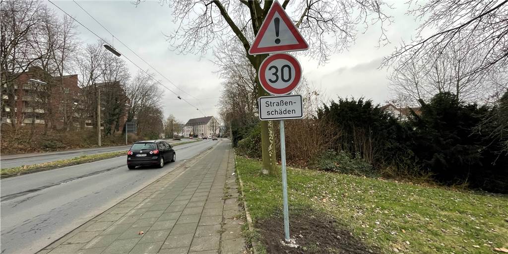 Nur noch Tempo 30 am Altstadtring: Das war längst überfällig! Nur noch Tempo 30 am Altstadtring: Das war längst überfällig!