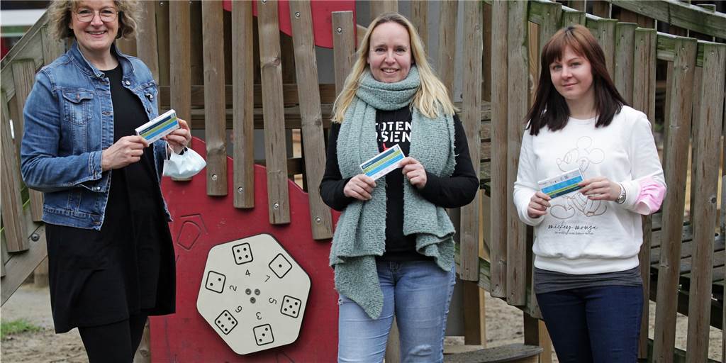 Lolli-Test fällt wieder durch - auch in Lüner Kitas wächst der Unmut Die Lolli-Schnelltests sind auch in der neuen Variante unzuverlässig, sagen Leiterin Sabine Raphold und die Erzieherinnen Michaela Korte und Aldona Thomas von der Kita St. Norbert in Lünen. Die Laune lassen sie sich davon aber nicht verderben, wenn auch der Unmut wächst: "Die Kinder brauchen uns!"