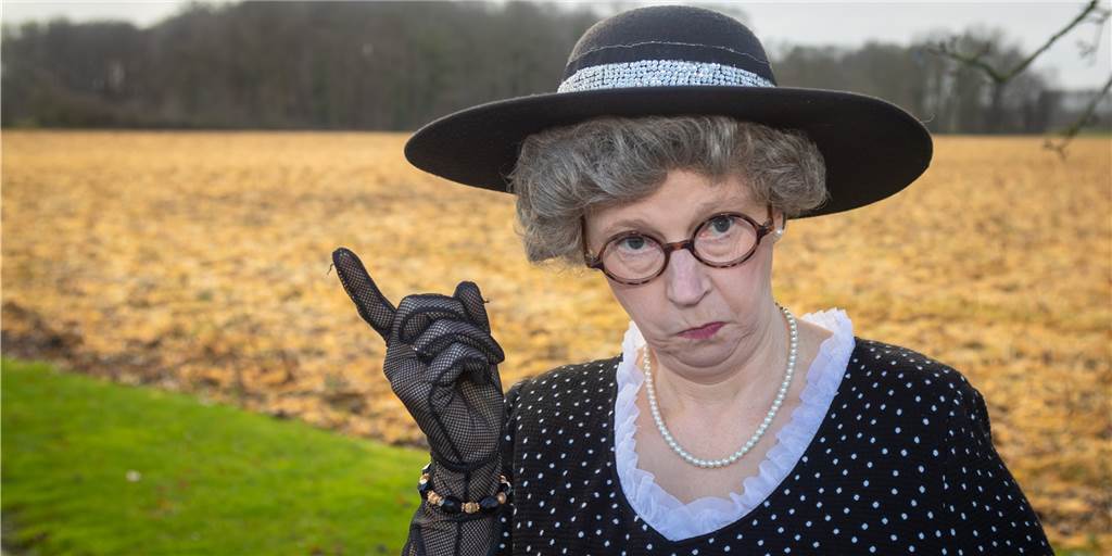 Nicht nur als Elfriede Schulze-Piepenbrink bringt Ruth Rosker-Holtkamp andere gerne zum Lachen.