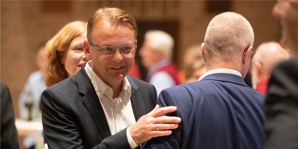 Nach Mauschelei-Versuch: Selm sucht immer noch zweiten Stadtwerke-Chef Dass in Selm noch kein neuer Stadtwerke-Chef gefunden ist, hat maßgeblich mit dem Handeln von Bürgermeister Thomas Orlowski zu tun.