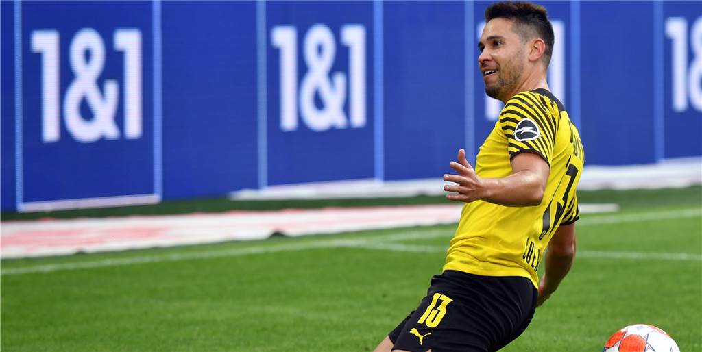 Der BVB will mit Raphael Guerreiro verlängern – aber ein Makel bleibt Der BVB will mit Raphael Guerreiro verlängern – aber ein Makel bleibt