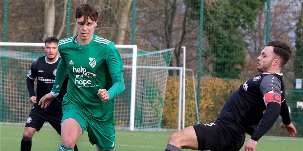 BSV Schüren verspielt 2:0-Führung – Mehmet Aslan versteht, dass am Ende die Kräfte fehlten BSV Schüren verspielt 2:0-Führung – Mehmet Aslan versteht, dass am Ende die Kräfte fehlten