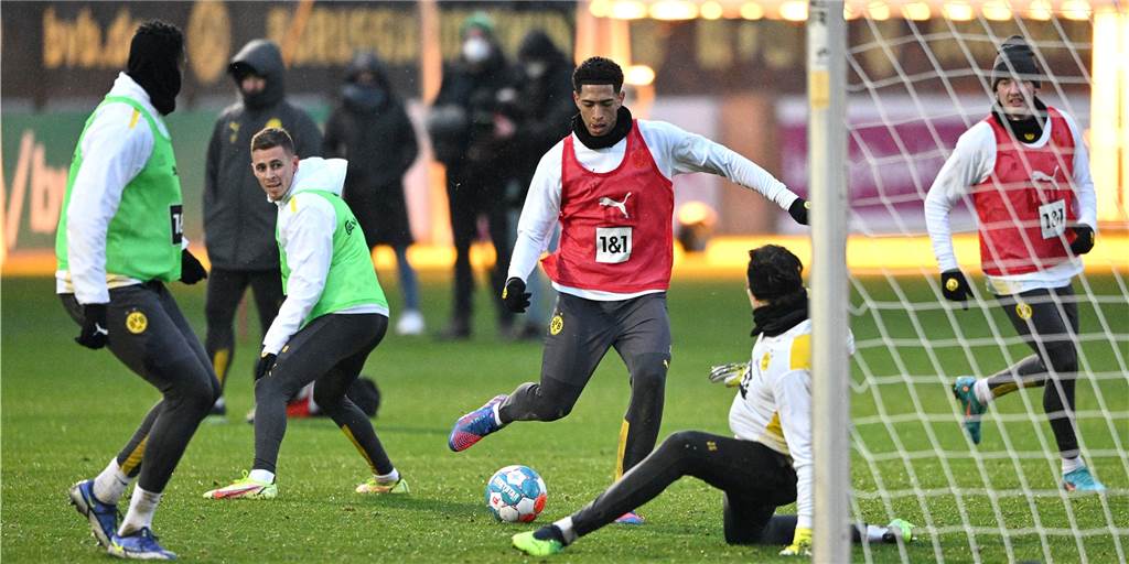 BVB startet Vorbereitung auf Leverkusen – Stammkraft trainiert individuell BVB startet Vorbereitung auf Leverkusen – Stammkraft trainiert individuell