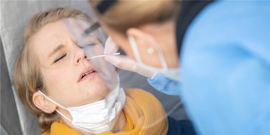 Dortmunder Inzidenz springt auf über 2000: Viele neue Krankenhaus-Patienten Dortmunder Inzidenz springt auf über 2000: Viele neue Krankenhaus-Patienten