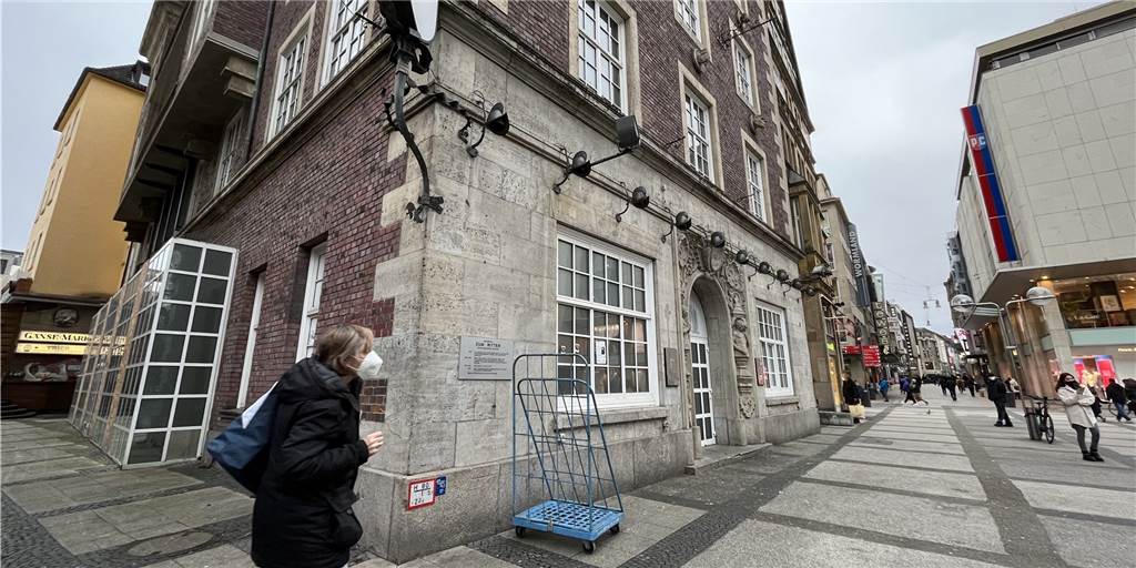 Leerstand im Herzen Dortmunds: Neue Pläne für altes Burger-King-Haus Leerstand im Herzen Dortmunds: Neue Pläne für altes Burger-King-Haus