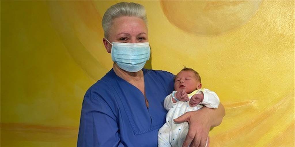 Hebamme Natascha Schäfer hat Hunderten von Babys auf die Welt geholfen. Jetzt geht die dienstälteste Hebamme des St. Marien Hospitals in den Ruhestand - mit Wehmut.