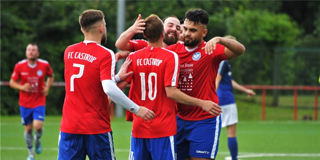 FC Castrop-Rauxel: Im Testspiel trifft einer, der eigentlich nicht mehr spielen wollte Beim FC Castrop-Rauxel durfte das Tor eines Spielers bejubelt werden, der eigentlich nicht mehr spielen wollte.