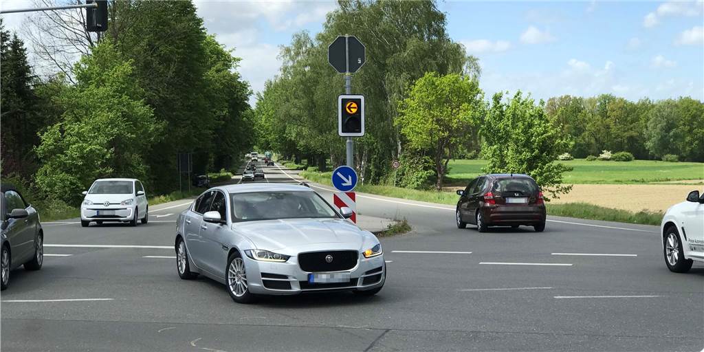 Keine neue Ampel: Unfallkreuzung in Sythen bleibt weiter gefährlich Mehrfach gab es 2021 Unfälle beim Linksabbiegen an der Kreuzung Sythener Straße / Münsterstraße.