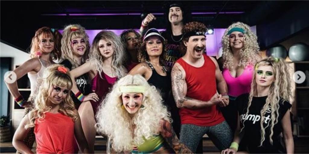 Über 30.000 Unterschriften: Fans wollen Eskimo Callboy beim ESC sehen "Pump It", der Song der Band Eskimo Callboy aus Castrop-Rauxel, begeistert viele Fans. Dennoch sind die Musiker nicht zum ESC-Vorentscheid zugelassen.