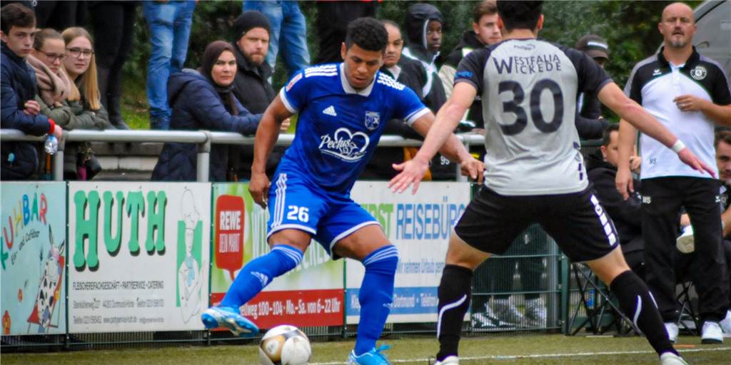 Im Re-Live: Wacker Obercastrop schlägt Westfalia Wickede trotz zweier Platzverweise Wacker Obercastrop (blau) empfing am 18. Spieltag Westfalia Wickede.