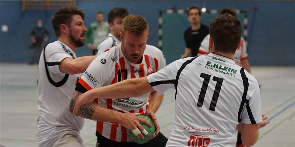 Dicke Klatsche für den HC TuRa - Chefcoach Rycharski sieht Debakel über die sozialen Medien Dicke Klatsche für den HC TuRa - Chefcoach Rycharski sieht Debakel über die sozialen Medien