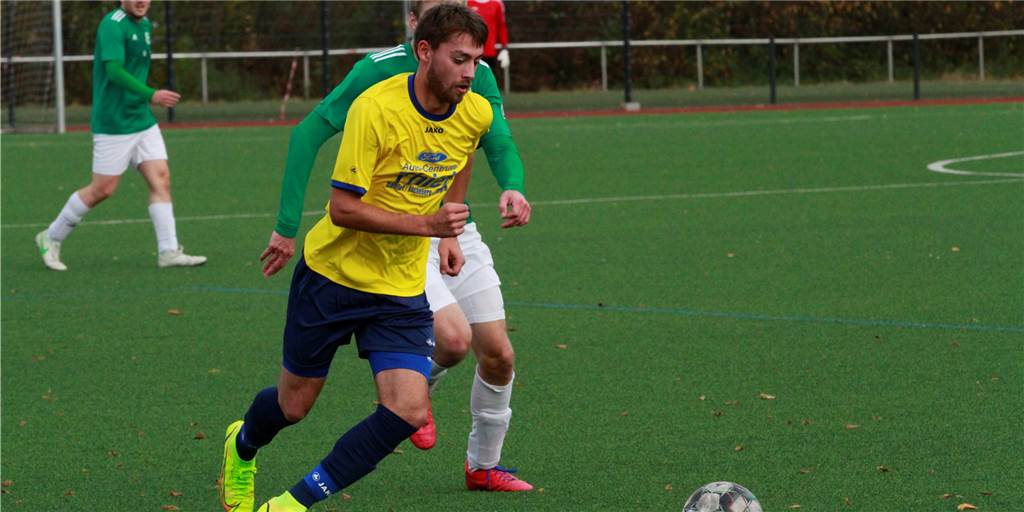 SV Herbern II gewinnt Test gegen Fortuna Walstedde - Überraschung auf der Bank Robin Krysiak traf zum 2:0 für den SV Herbern II gegen Fortuna Walstedde.