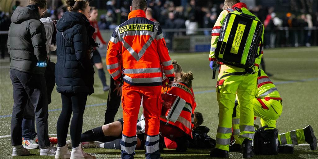 Hiobsbotschaft für den SSV Mühlhausen: Kevin Weiß droht nach Schulterverletzung das Saison-Aus Kevin Weiß musste am Sonntag mit einer schweren Schulterverletzung in ein Krankenhaus gebracht werden.
