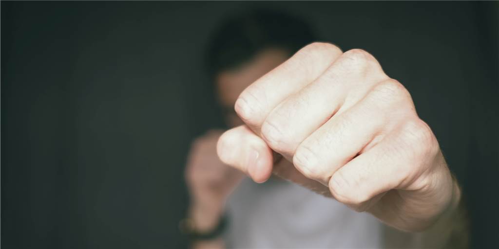 Streit zwischen zwei Lünern eskalierte in massiven Drohungen Im Streit zwischen zwei Lünern gab es heftige Bedrohungen. Einer von beiden musste deshalb vor Gericht erscheinen.