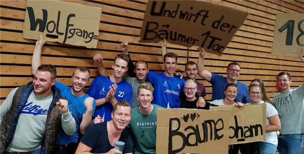 Die Beumer-Brüder sind weg, der Fanclub bleibt - und bringt dem HSC Glück Der „Beumer-Fanclub“ bleibt dem HSC Haltern-Sythen auch ohne Maximilian und Johannes Beumer weiterhin treu.