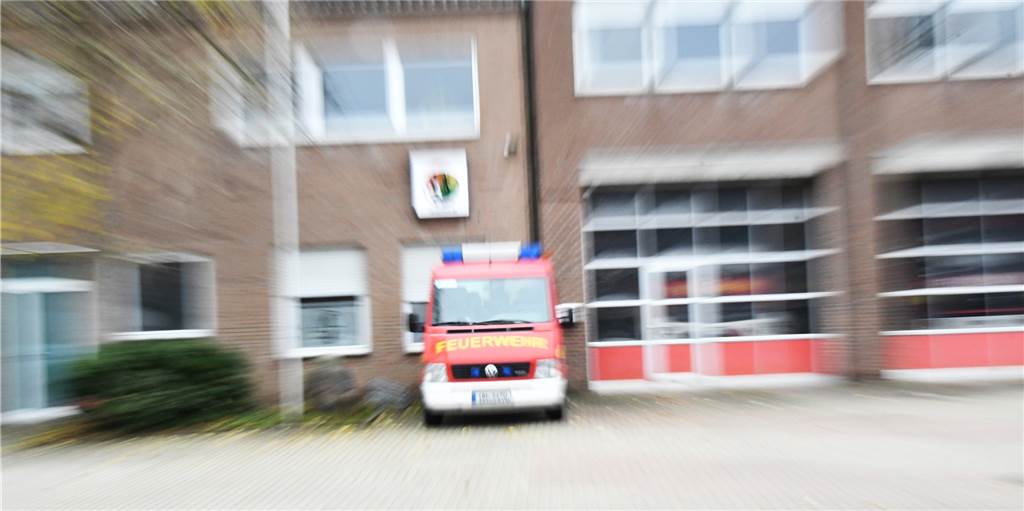 Sturm in Selm: Feuerwehr steht bereit, dem Unwetter zu trotzen Die Selmer Feuerwehr ist auf den angekündigten Sturm vorbereitet. Windstärken zwischen 10 und 12 sind angekündigt.