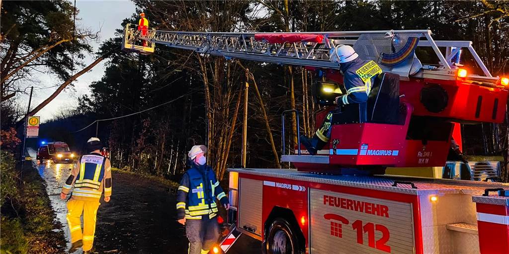 Sturmtief in Raesfeld und Schermbeck: Stromausfall und Feuerwehreinsätze Sturmtief in Raesfeld und Schermbeck: Stromausfall und Feuerwehreinsätze