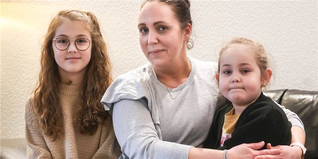 Familienleben in der Pandemie: Der erste Lockdown „war die schönste Zeit“ Julia Demirayak und ihre Töchtern Ayda (l.) und Nisa